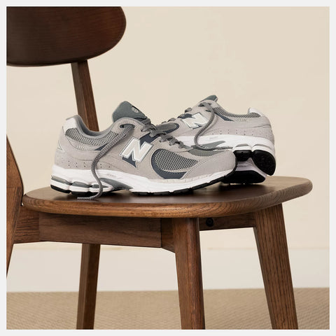 New Balance 2002R Grey M2002RST