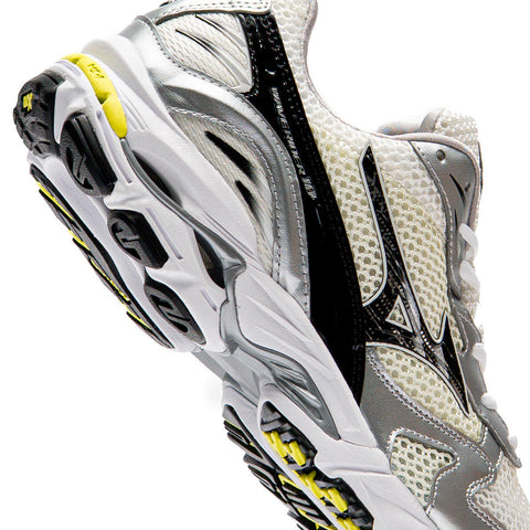 Wave Rider 10 Snow White | Black Sylvan Green