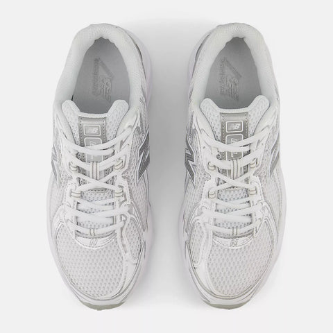 U740WM2 740 White