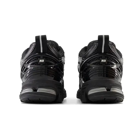 New Balance 1906R Triple Black M1906RCH