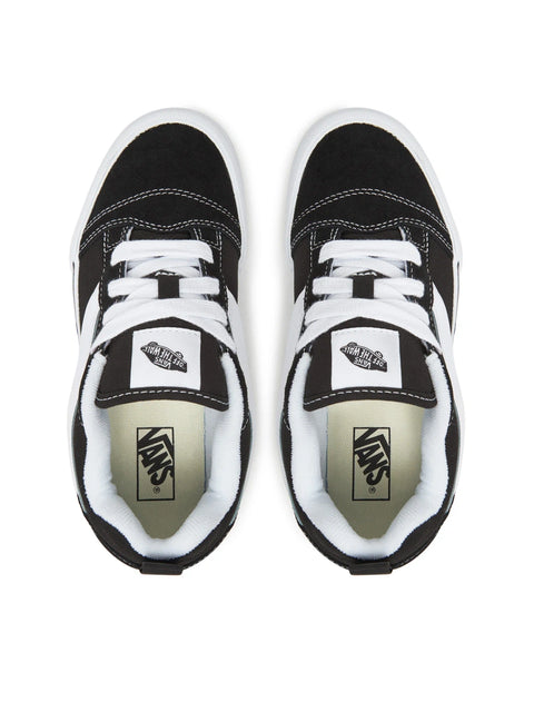 Knu Skool Black True White
