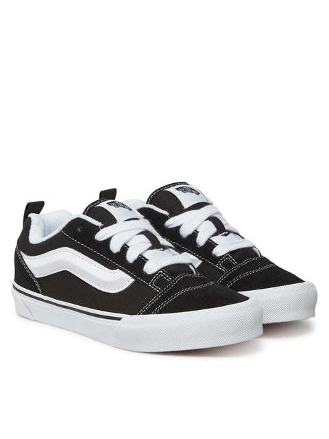 Knu Skool Black True White